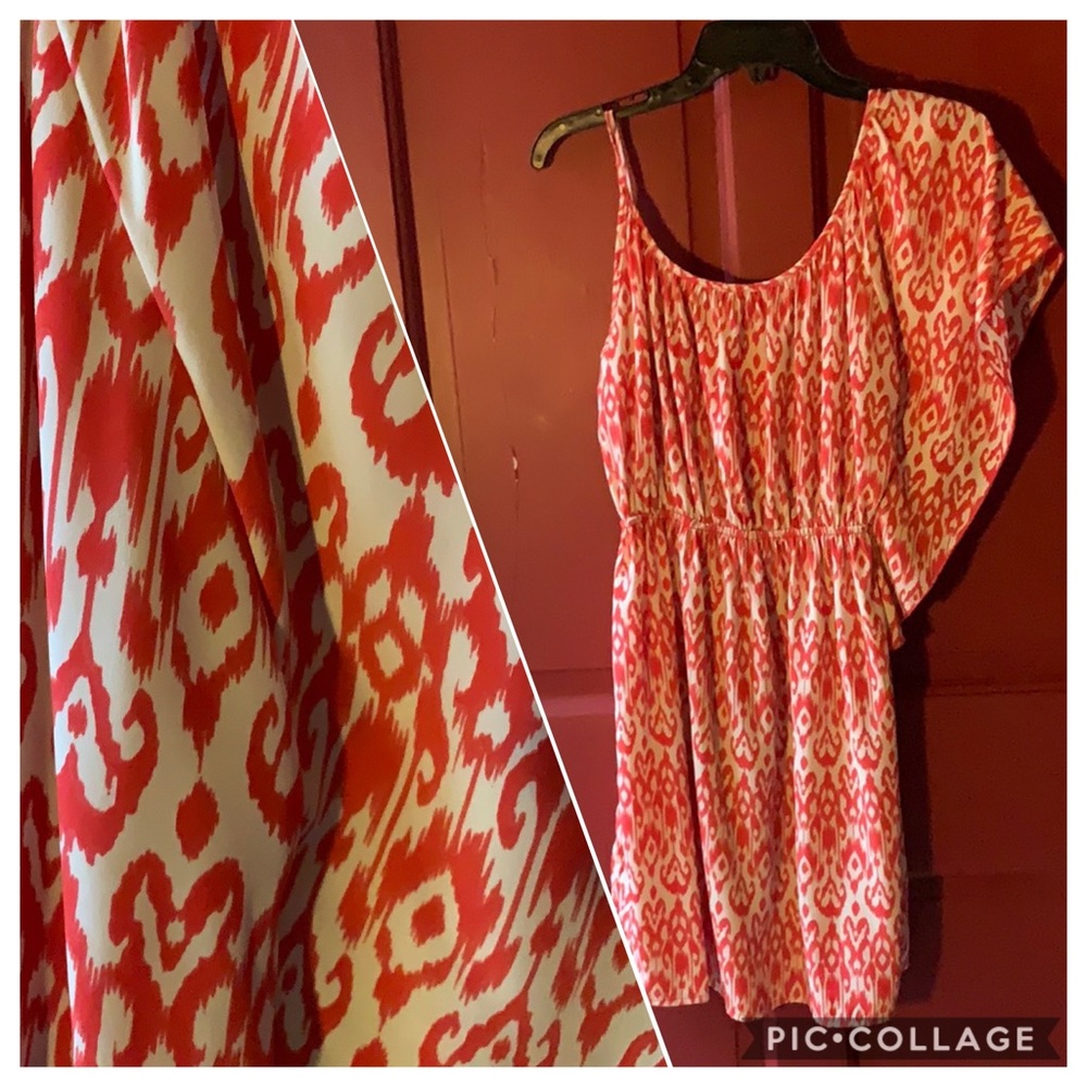 Soprano size M one shoulder dress